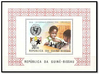 guinée bissau 1979 bloc souvenir dentelé
